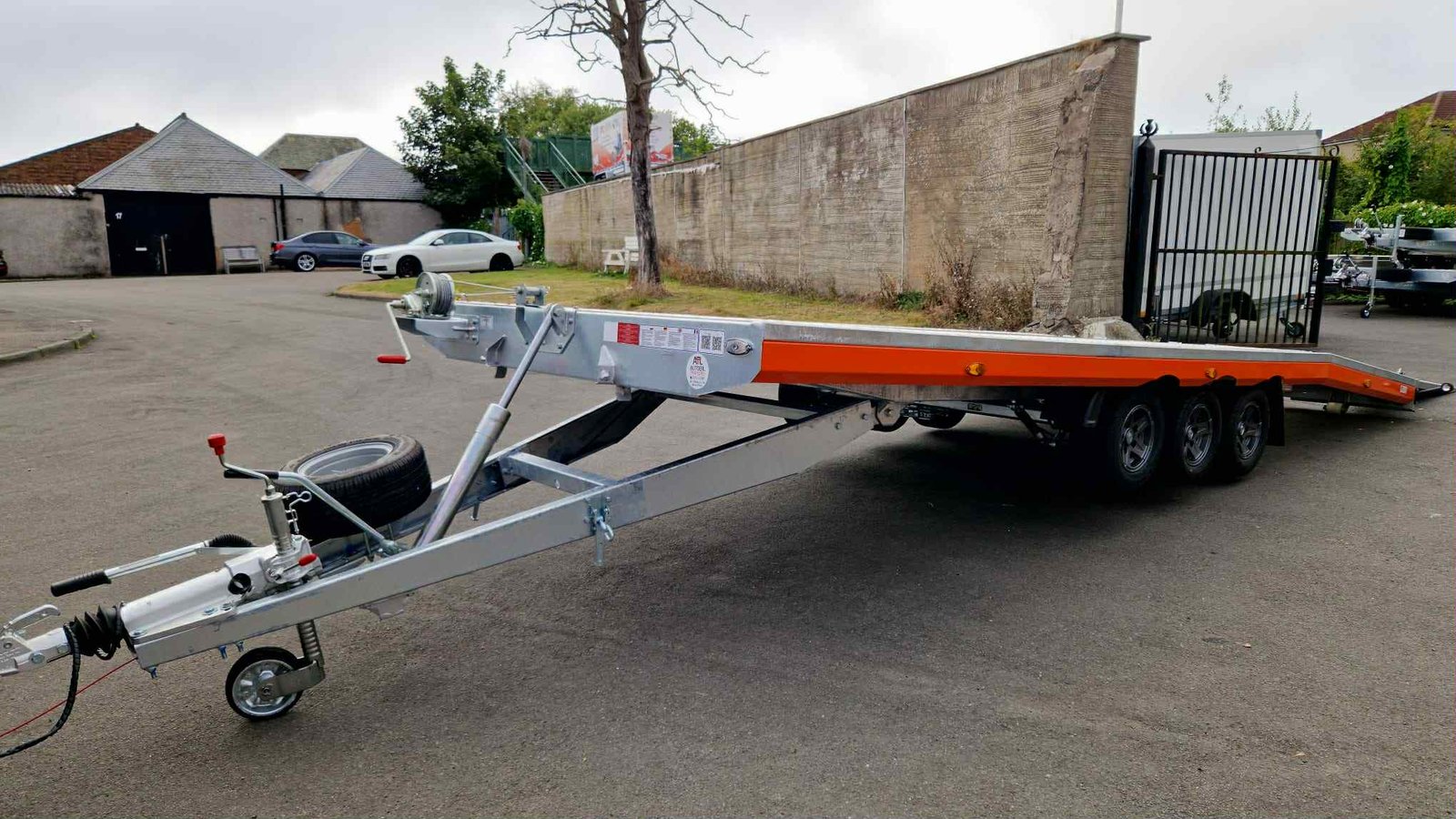 BRAND NEW 5.5M x 2.1M TRI AXLE NIEWIADÓW JUPITER TILT BED CAR TRANSPORTER – 3500KG - Image 10
