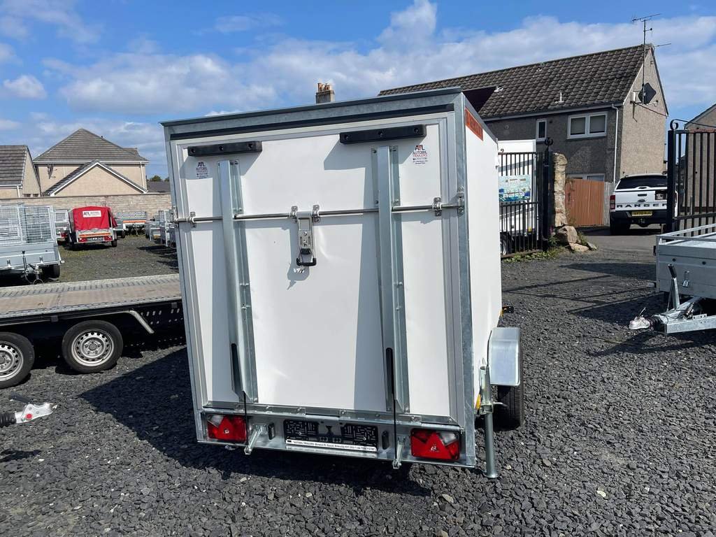 BRAND NEW BOX TRAILER 8.7FTx5FTx6FT WITH A RAMP UNBRAKED 750KG - Image 9
