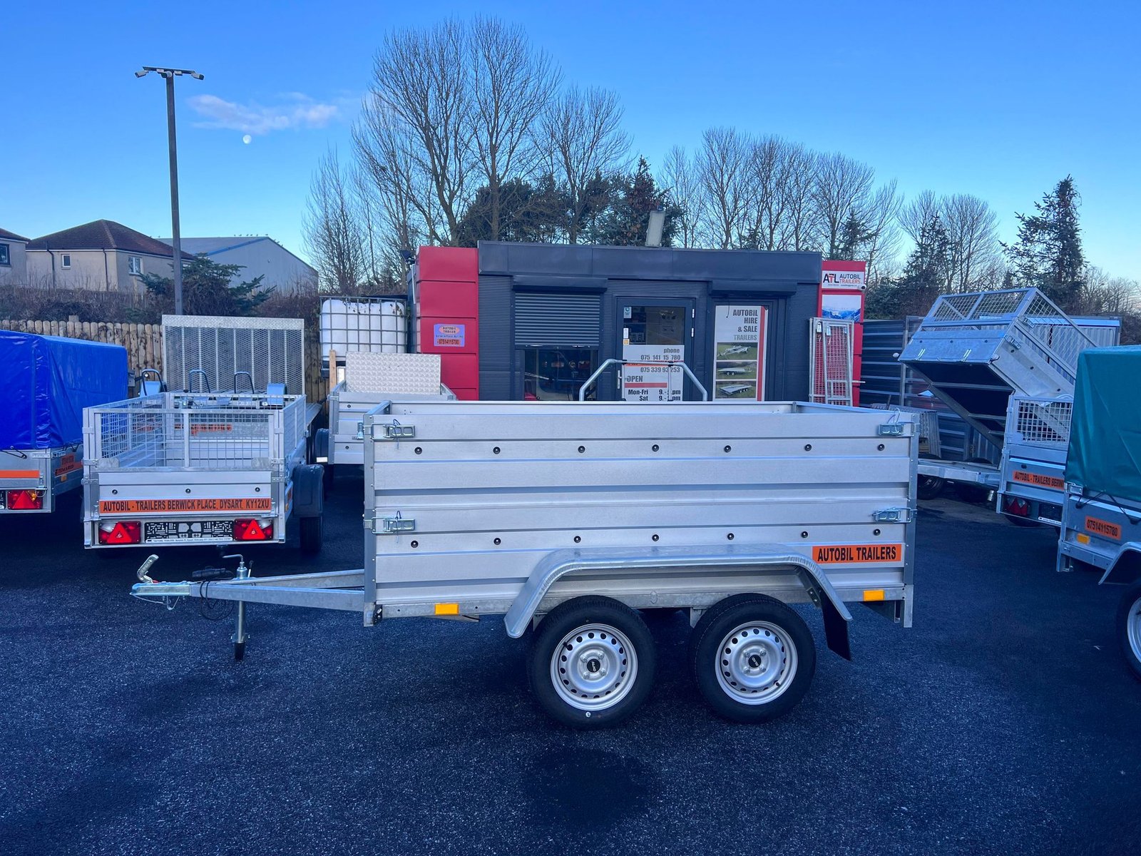 B235 DOUBLE AXLE DOUBLE BROADSIDE