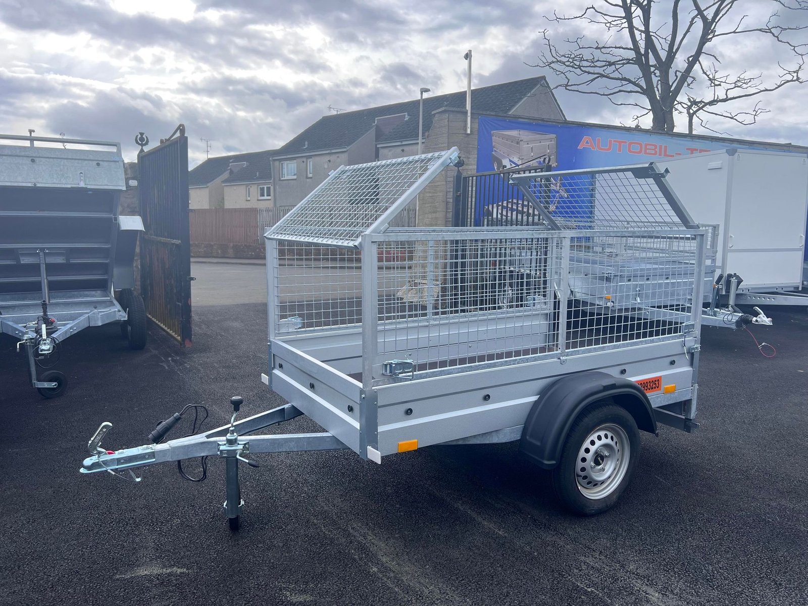 B202 BASIC TRAILER WITH 60CM MESH - Image 10