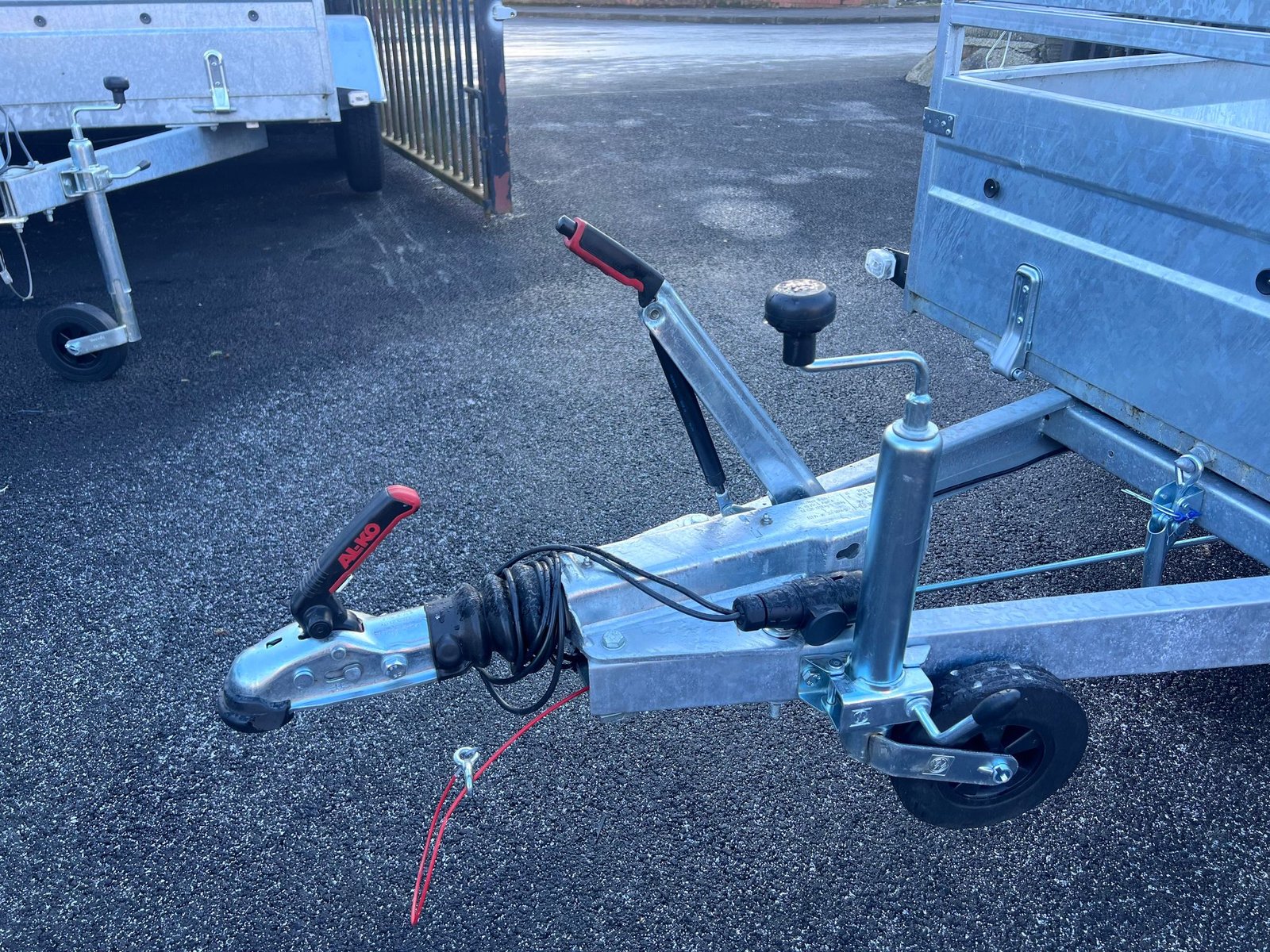 BC1325 TWIN AXLE MASTER NIEWIADOW TRAILER WITH 60CM MESH AND RAMP 1300KG - Image 7