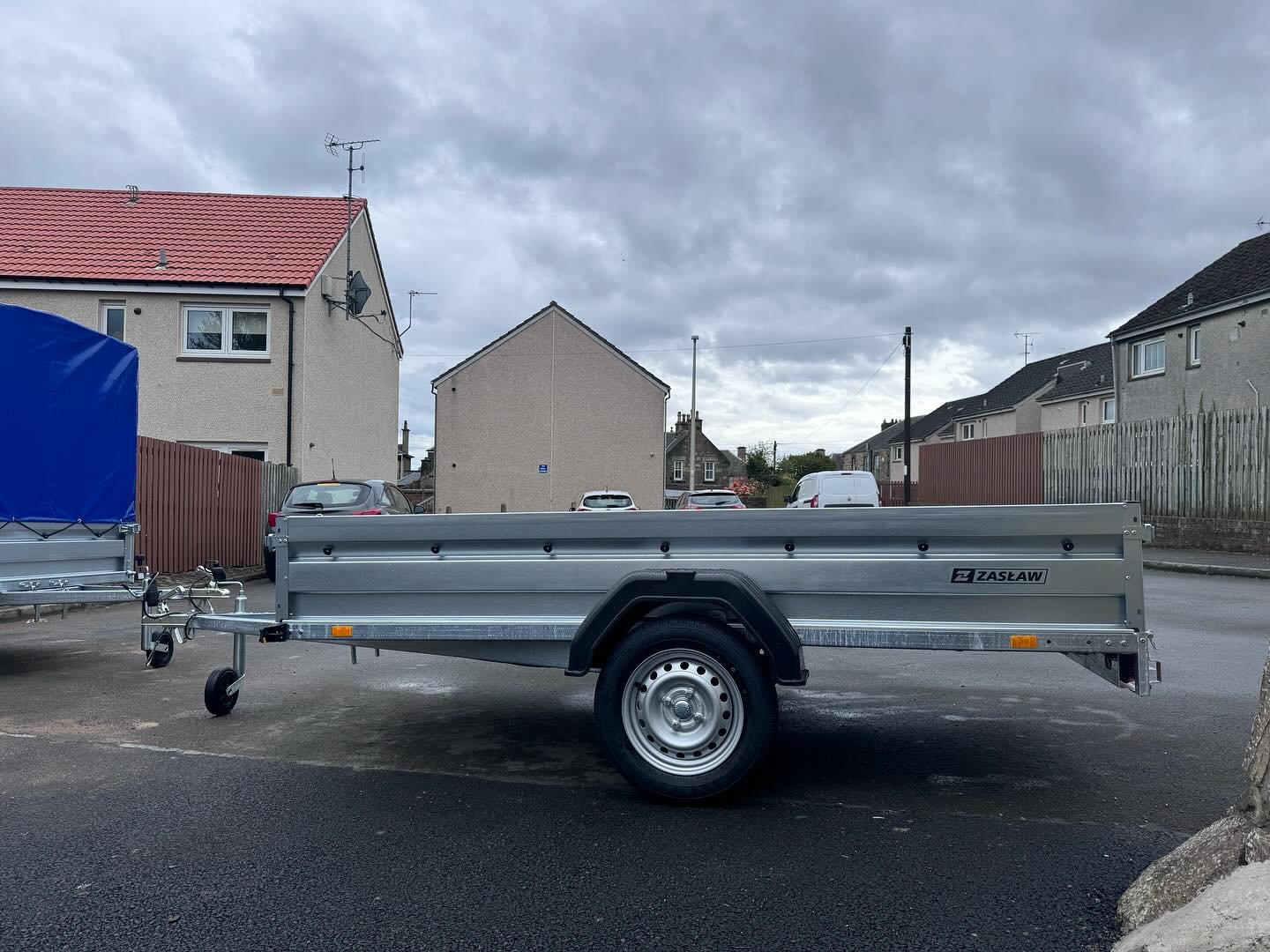 Zaslaw 265su (8,7ftx4,3ft) single axle tipping trailer - Image 4
