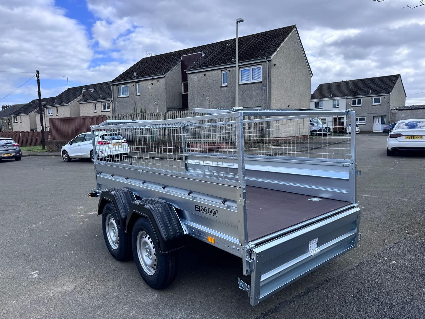 Zaslaw 265TH twin axle trailer braked trailer with 40cm mesh 2000KG - Image 8