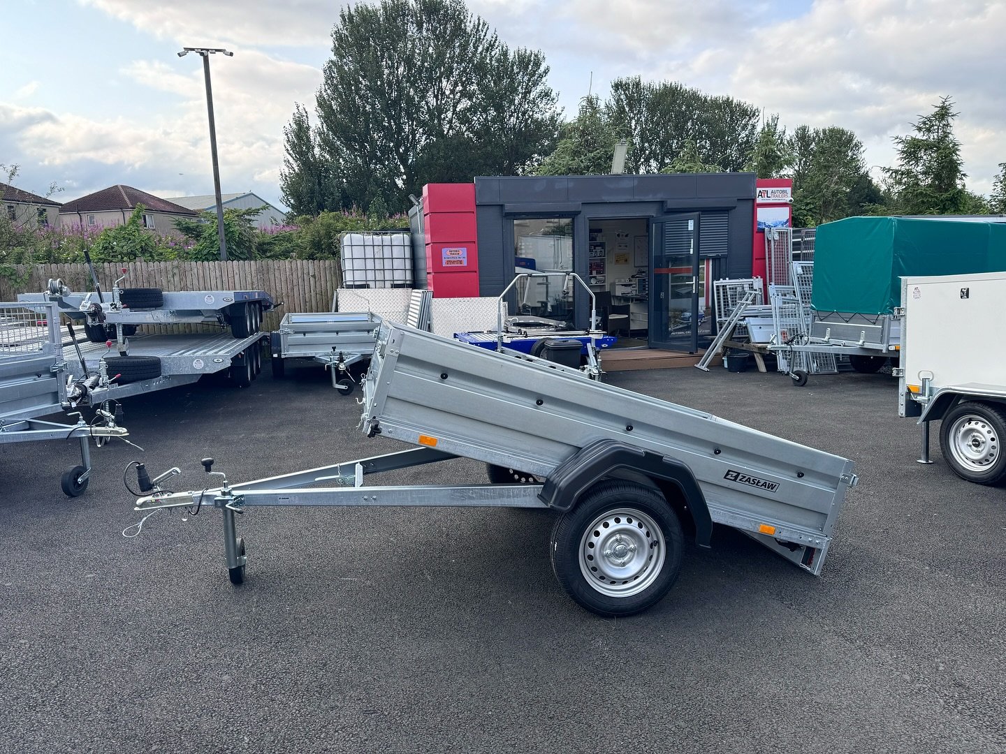 Zaslaw 205su (7ft x 4ft) single axle tipping trailer - Image 4