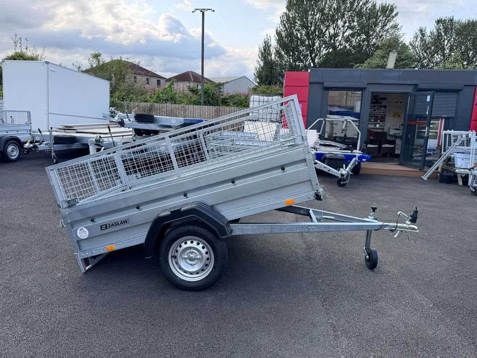 Zaslaw 205su (7ftx4ft) single axle tipping trailer with 40cm mesh - Image 3