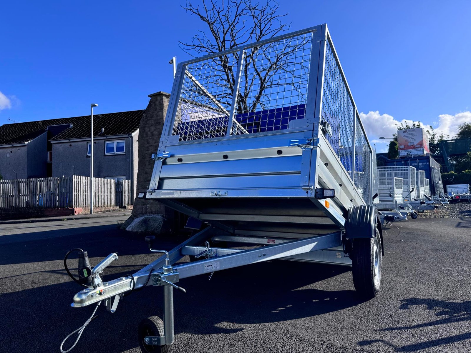 Zaslaw 205su (7ftx4ft) single axle tipping trailer with 80cm mesh - Image 3