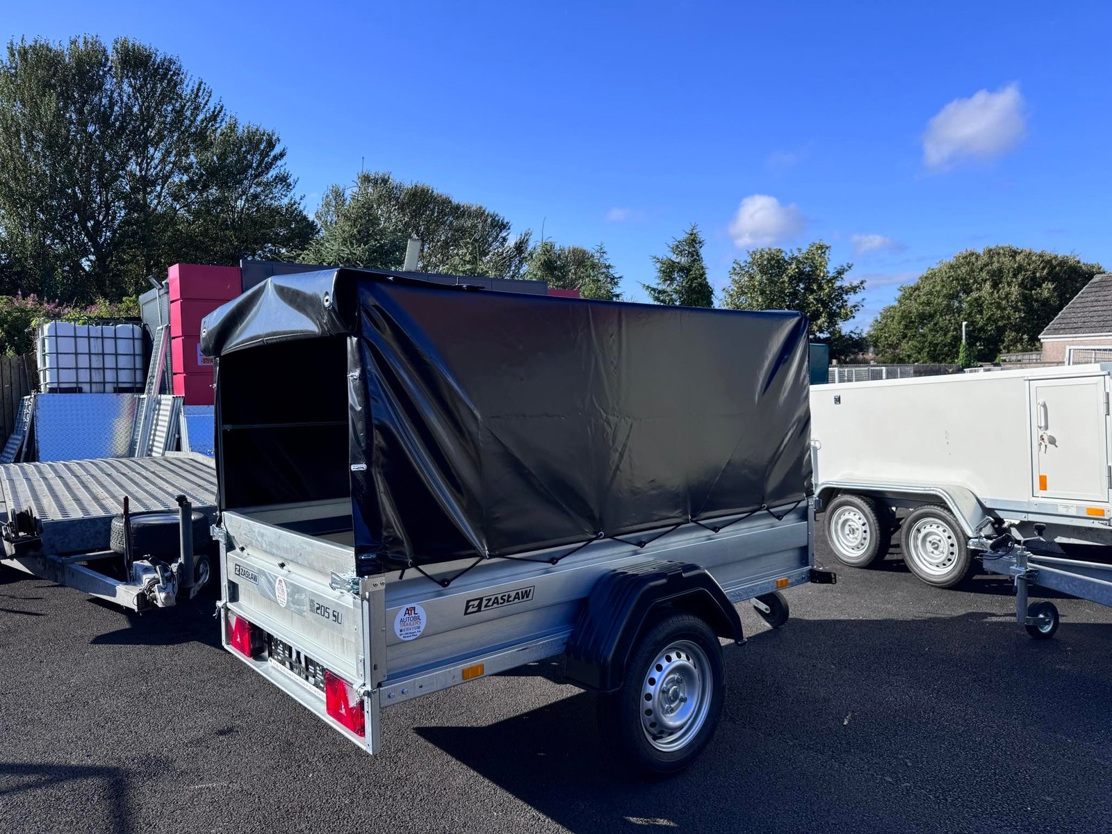 Zaslaw 205su (7ftx4ft) single axle tipping trailer with frame and cover - Image 7