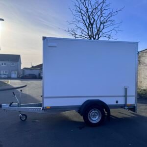 NEW 8,2ft x 5ft x 6ft Single Axle Box Trailer 1300KG Braked