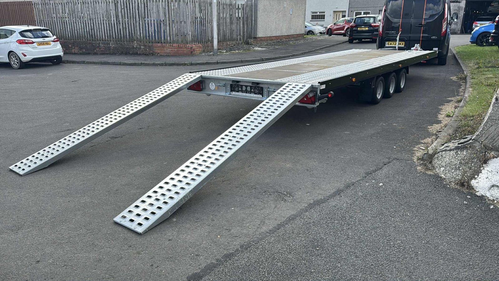 BRAND NEW 5.5M x 2.1M TRI AXLE MARS CAR TRANSPORTER FLATBED TRAILER – 3500KG - Image 8